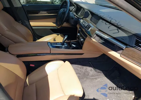 2010 BMW 750Li xDrive из США, поврежденный, VIN WBAKC8C59AC431388